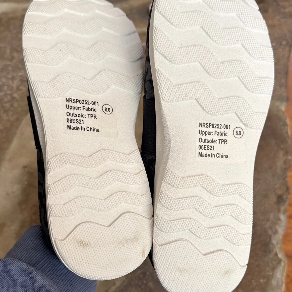 Not Rated slip sneakers